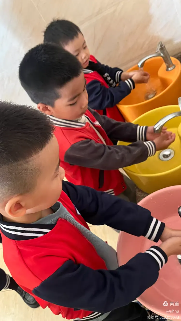 周二(讲卫生 勤洗手)